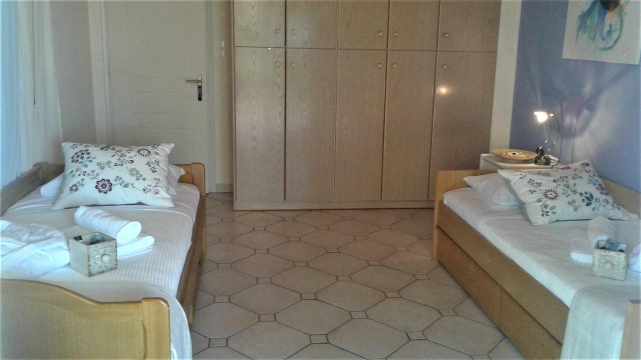 Villa "Eva" - Entire Beachfront Holiday Home - 4S Agia Marina  Exterior foto